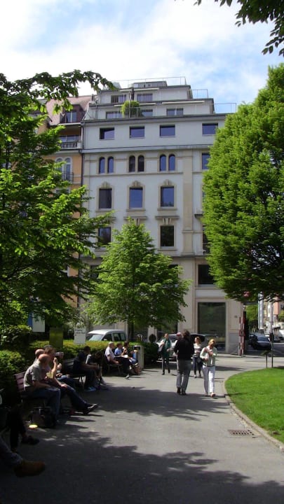 Park vor dem Hotel The Hotel Lucerne, Autograph Collection