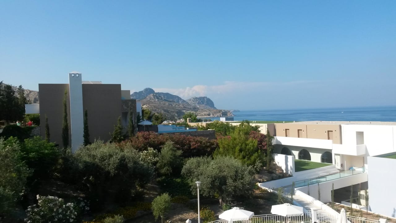 Ausblick Balkon Scirocoo alltoura Club Hotel Porto Angeli Beach Resort