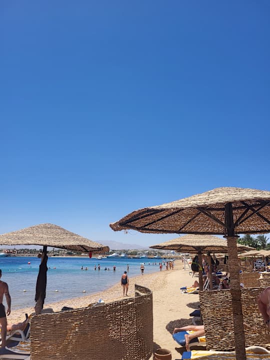 Strand Fort Arabesque Resort, Spa & Villas
