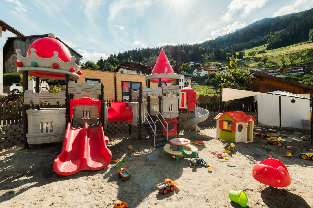 Sport & Freizeit Kinderhotel Laderhof