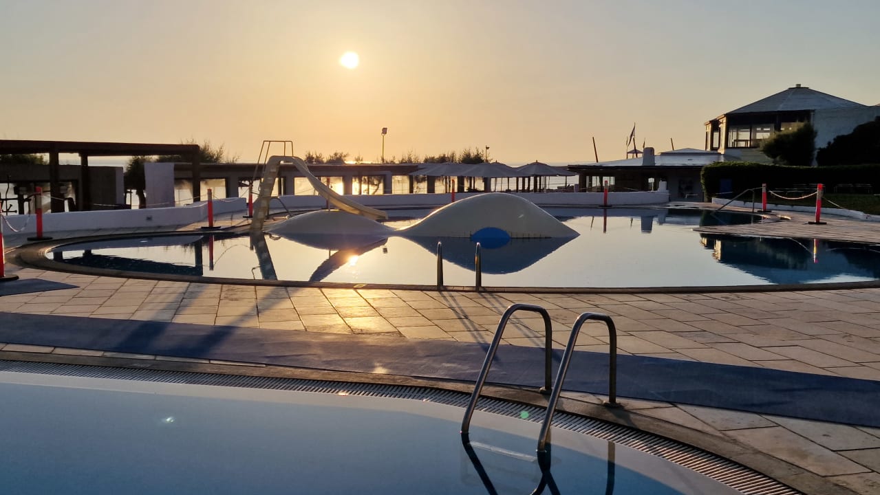 Pool Apollonia Beach Resort & Spa