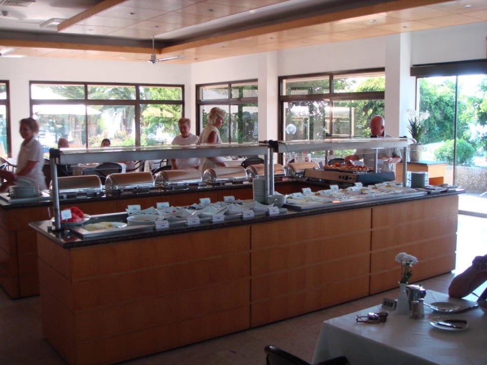 Frühstücksbüffet Crowne Plaza Hotel Limassol