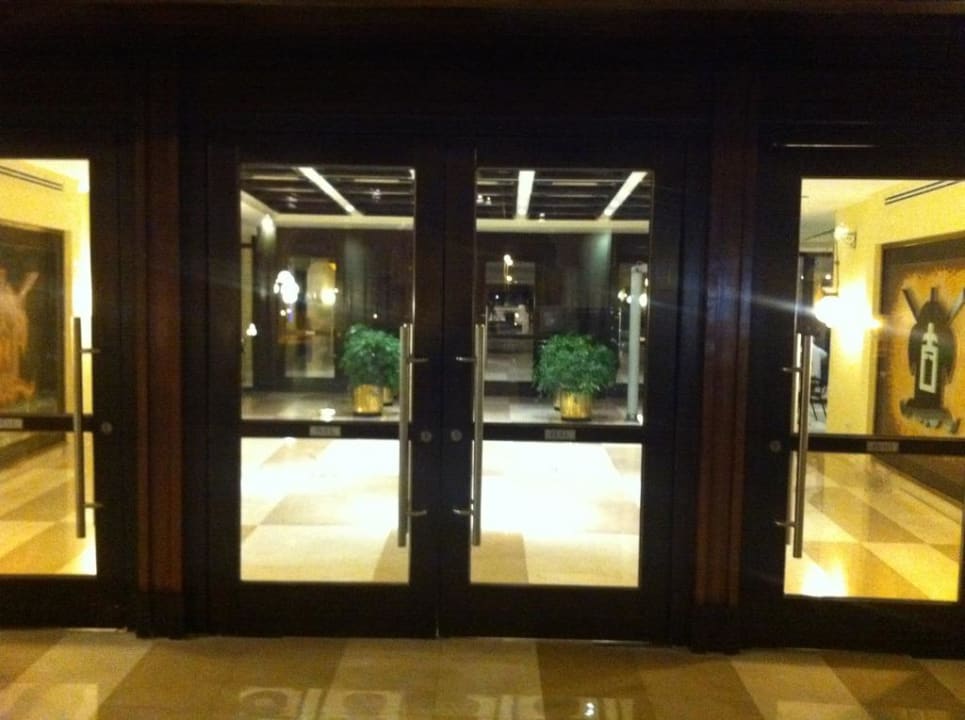 Eingang Steigenberger ALDAU Beach Hotel