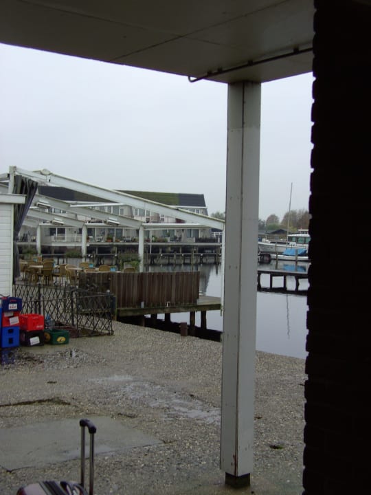 Blick aus vordersten Zimmer Richtung Restaurant Motel De Plashoeve