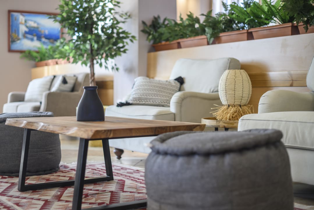 Lobby Aegean Bay Hotel