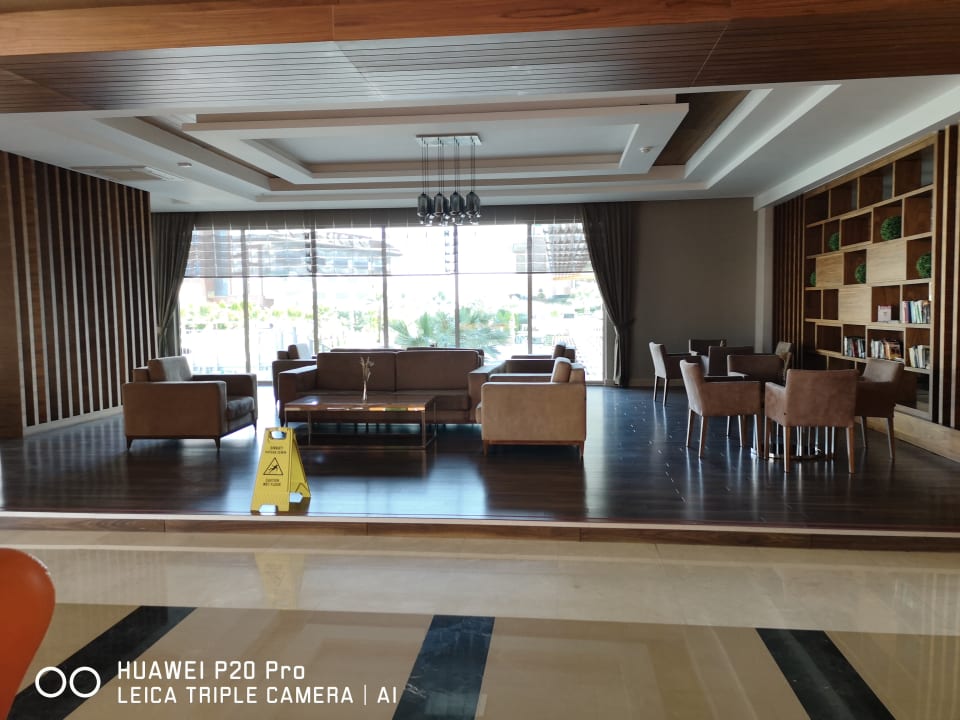 Lobby Side Sunport Hotel & Spa