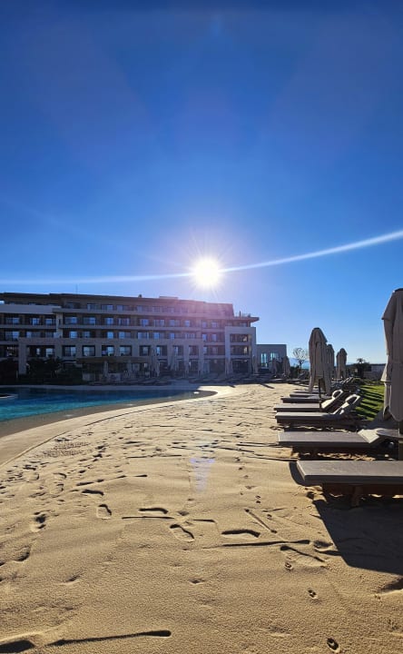 Pool Anda Barut Collection