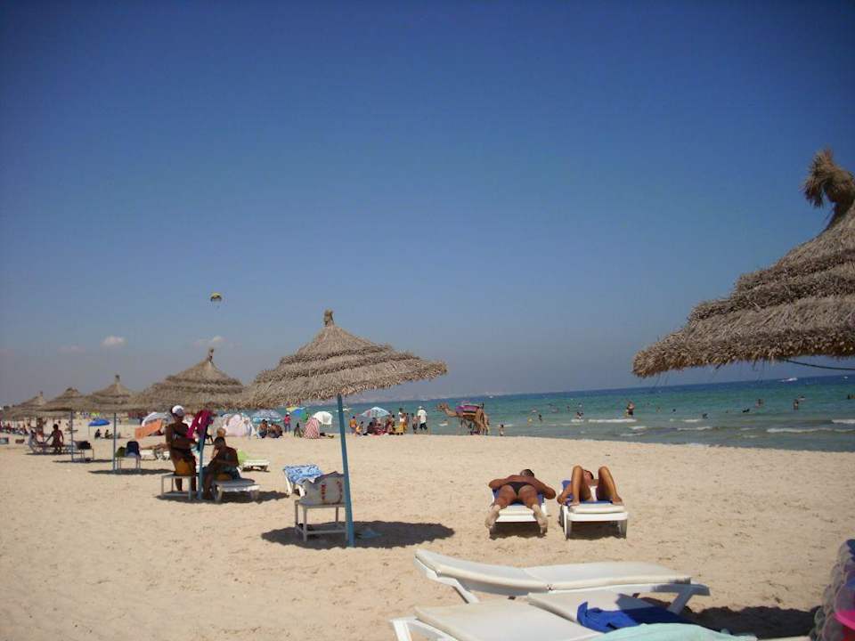 Spiaggia pubblica Hotel Amir Palace