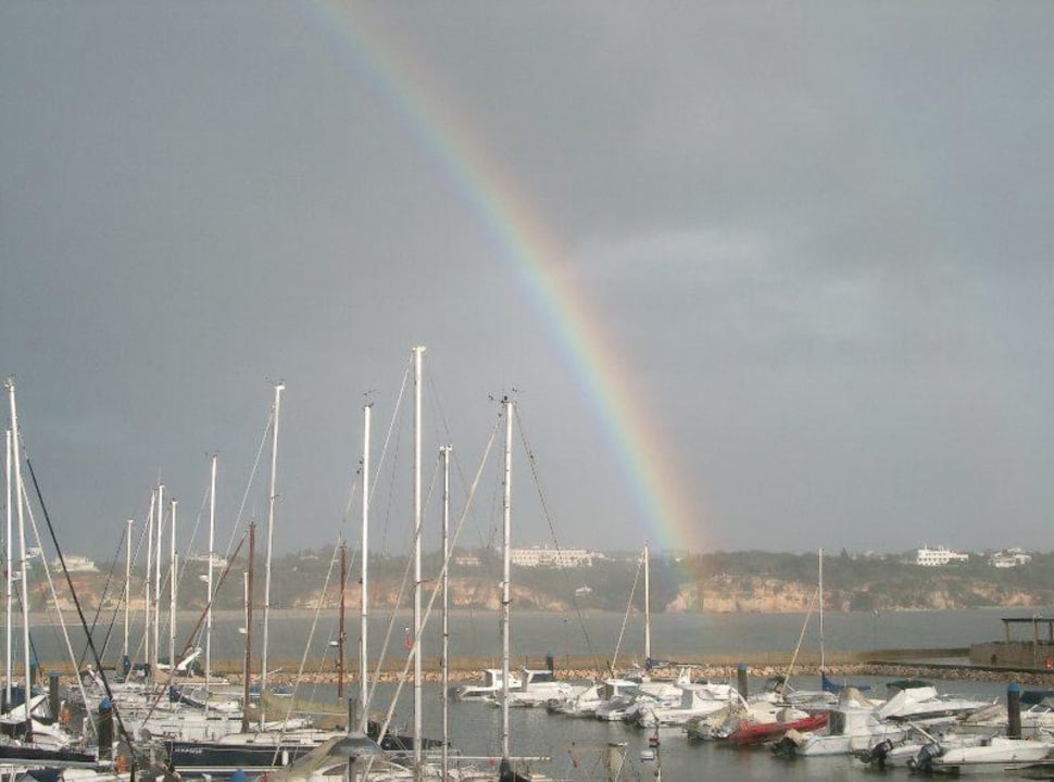 Yachthafen mit Regenbogen NH Marina Portimão Resort