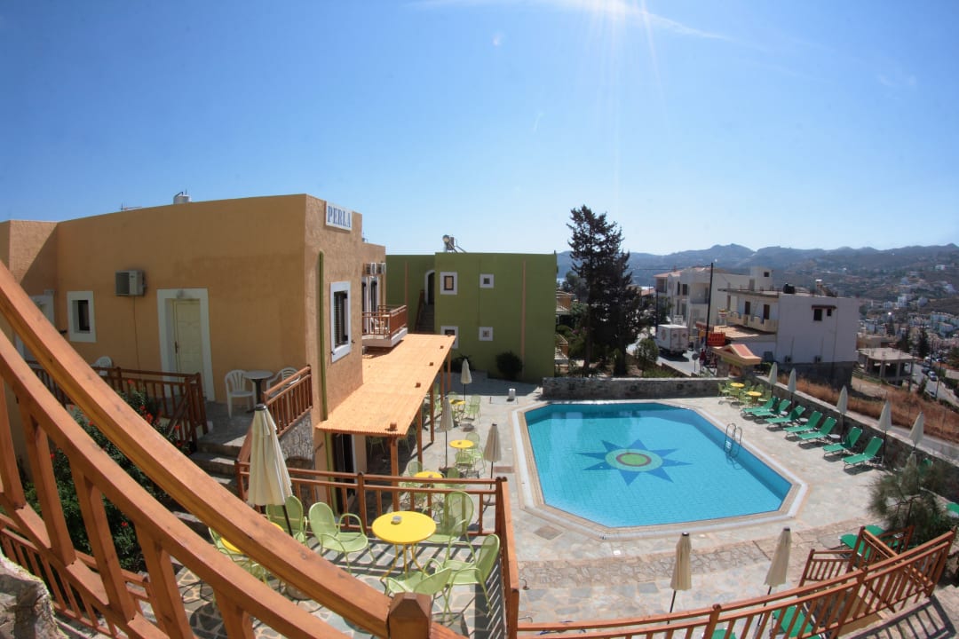 Pool Perla Apartments