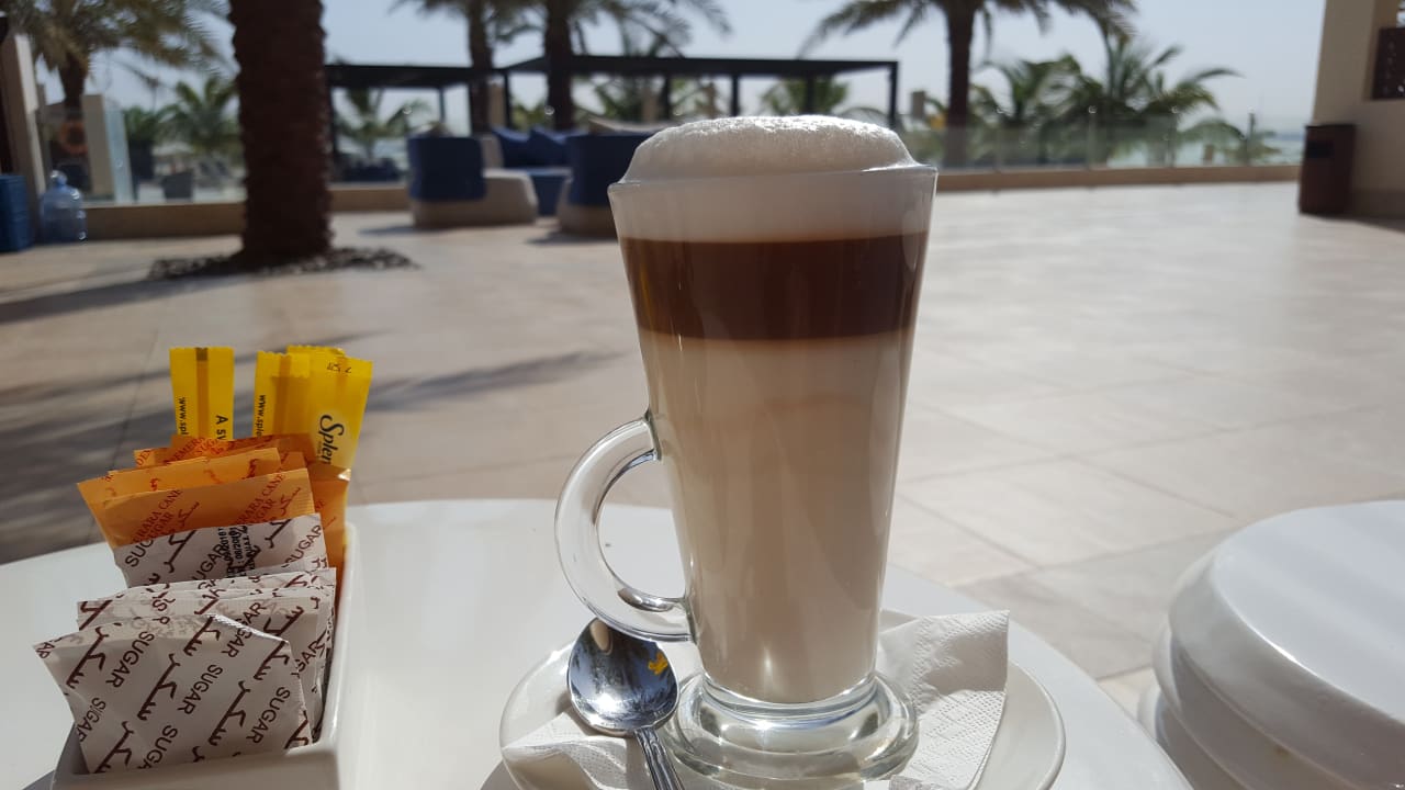 Restaurant DoubleTree by Hilton Resort & Spa Marjan Island