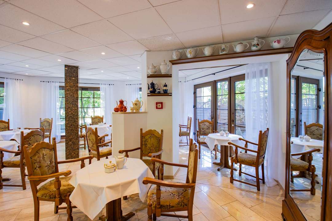 Lobby Ferien Hotel Cottbus