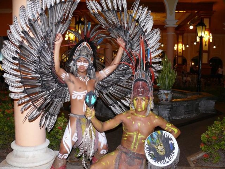 Maya Show Hotel Riu Tequila