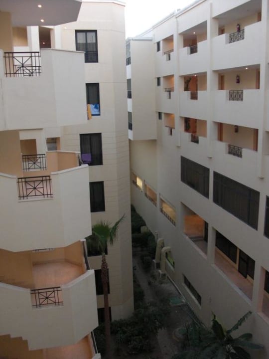 Innenhof SUNRISE Holidays Resort (Adults Only)