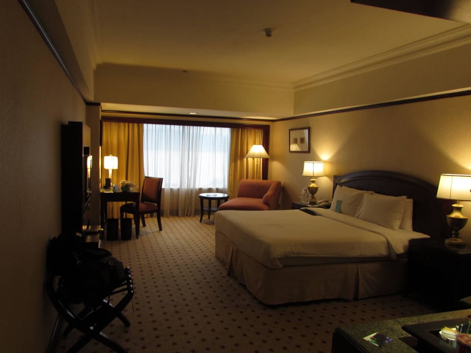 Bedroom Hotel Le Meridien Kota Kinabalu