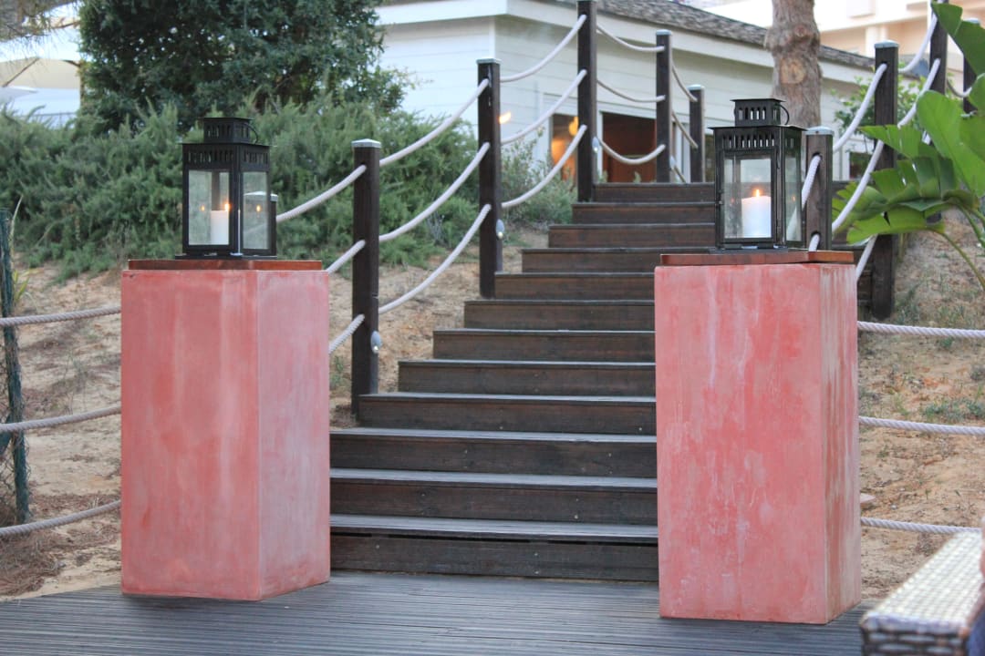 Zugang zur Ausblickterrasse PortoBay Falésia