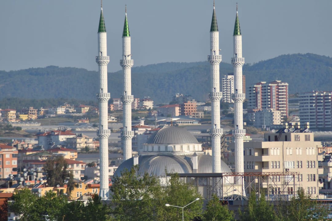 Moschee Hotel Royal Garden Beach