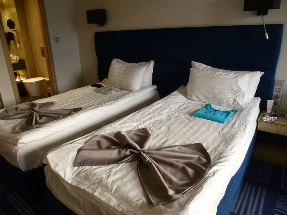 Aufmerksamkeit des Roomservice HVD Viva Club Hotel