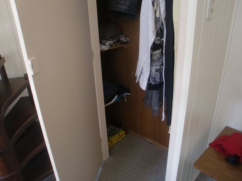 Wandschrank von Zimmer "KoolMees" Hotel Valkenhof