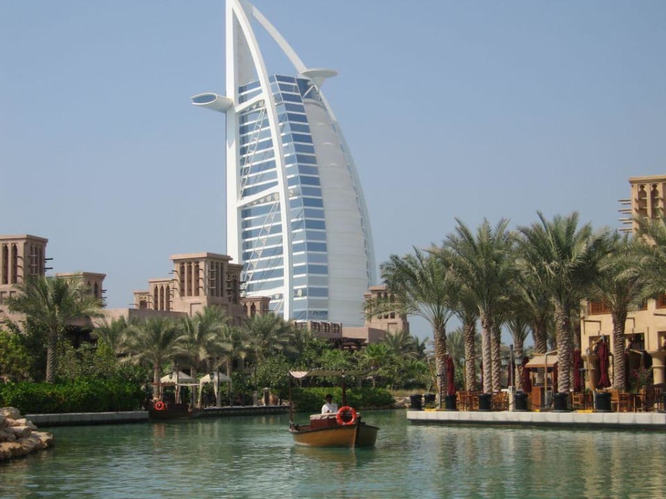Madinat mit Burj al Arab Jumeirah Al Qasr