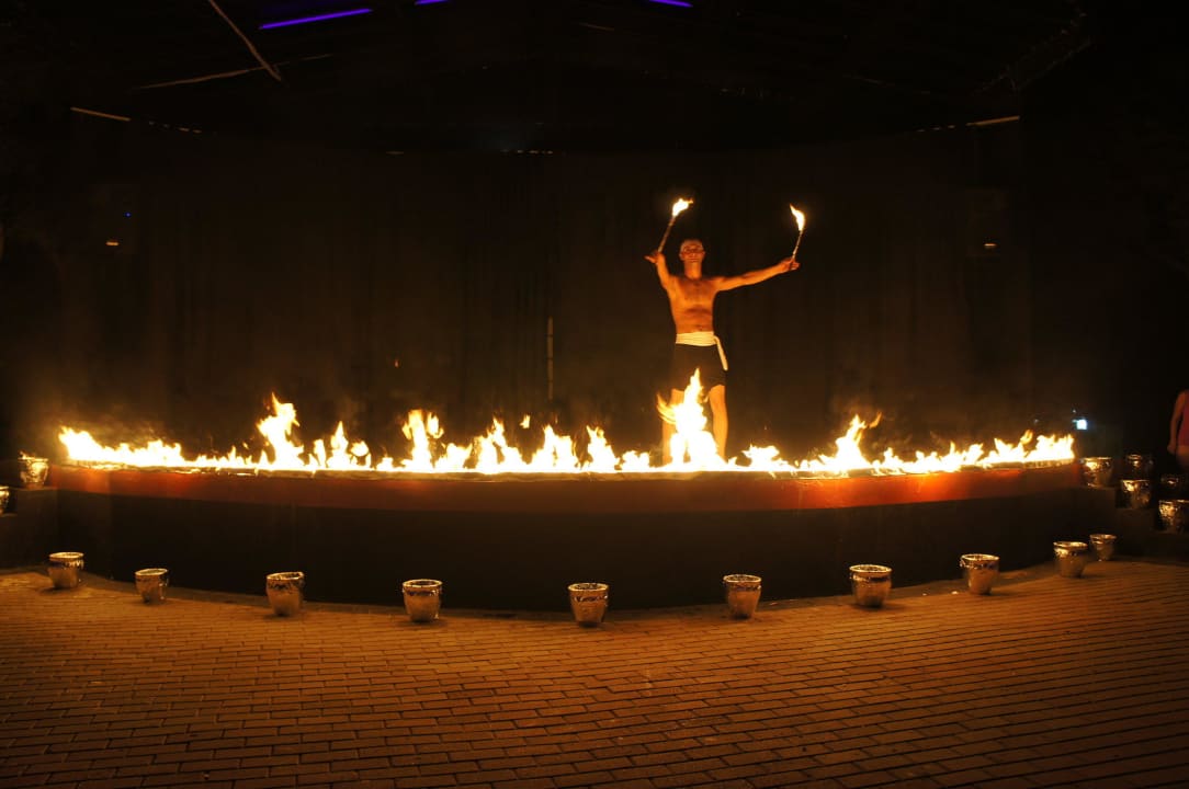 Abendshow Club Turtas Beach Hotel