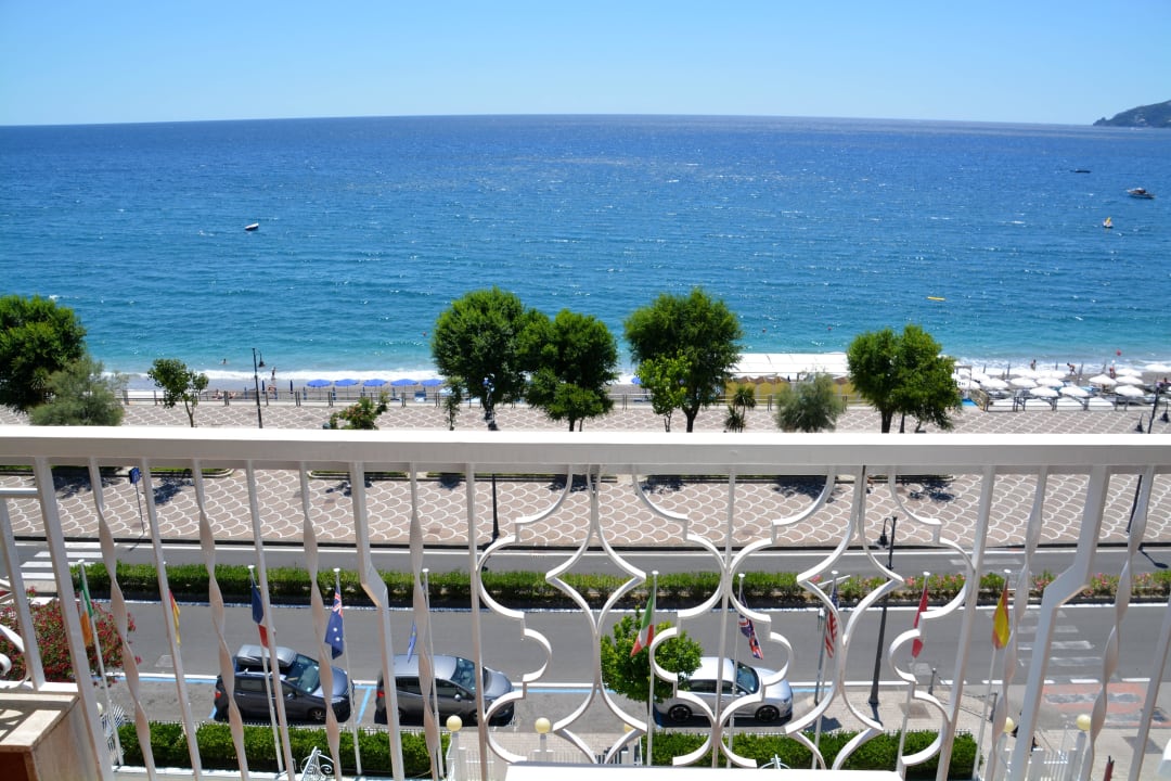Meerblick mit Promenade Hotel Pietra di Luna