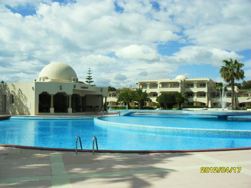 Basen Le Royal Hotels & Resorts - Hammamet