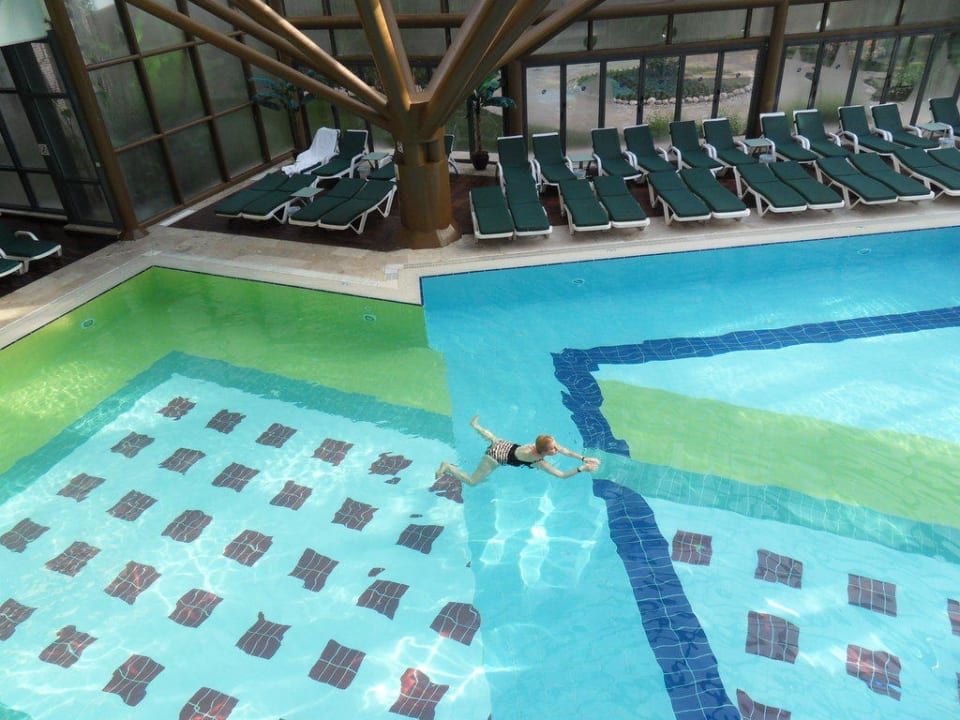 Das große Hallenbad Limak Limra Hotel & Resort