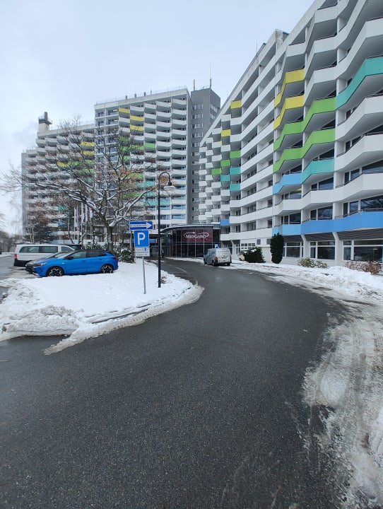 Außenansicht Ostseehotel Midgard in Damp