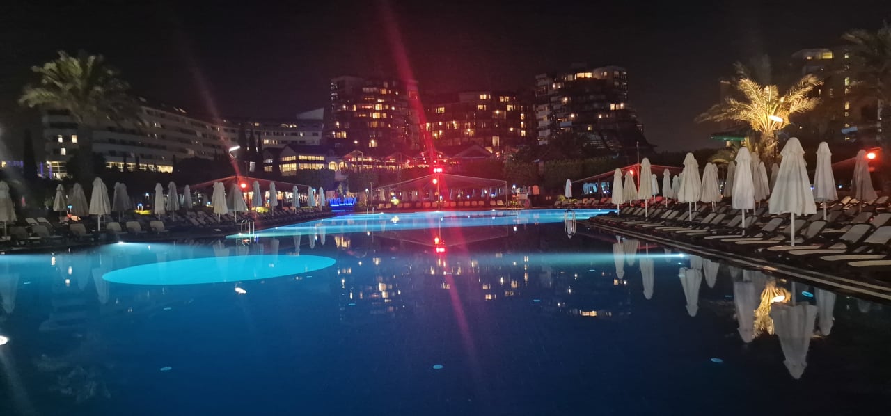 Pool Limak Lara Deluxe Hotel & Resort