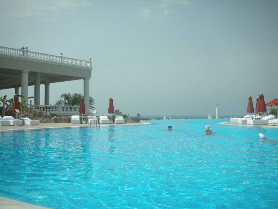 Basen Vip Starlight Resort Hotel