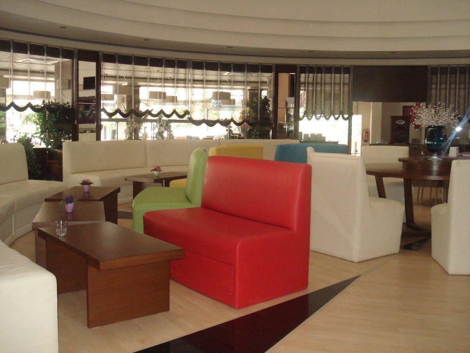 Wunderschöne Lobby My Home Resort