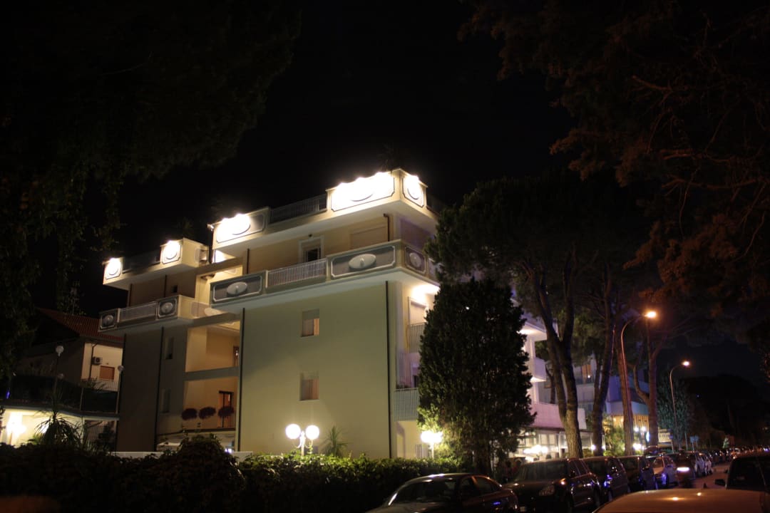 Hotel Donatella Pinarella Vacanze Urlaub Holiday Hotel Donatella Pinarella di Cervia