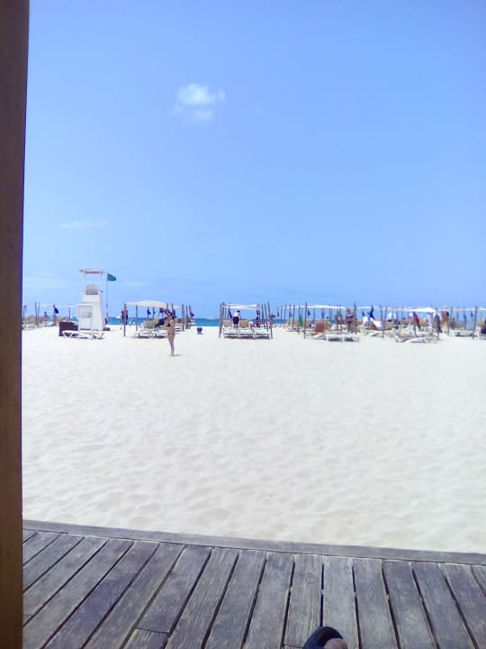 Strand Oasis Salinas Sea