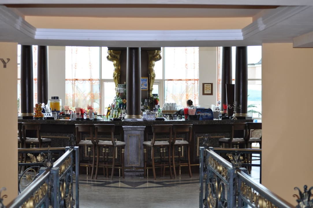 Die Bar vom eingang aus Duni Royal Resort - Marina Beach