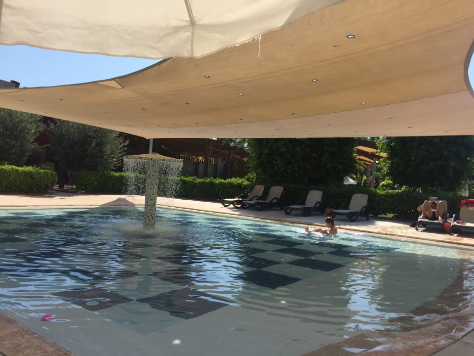 Pool Sherwood Exclusive Lara