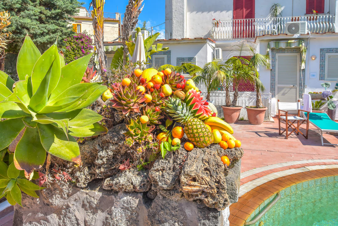 Pool Charme Hotel La Villa Tina