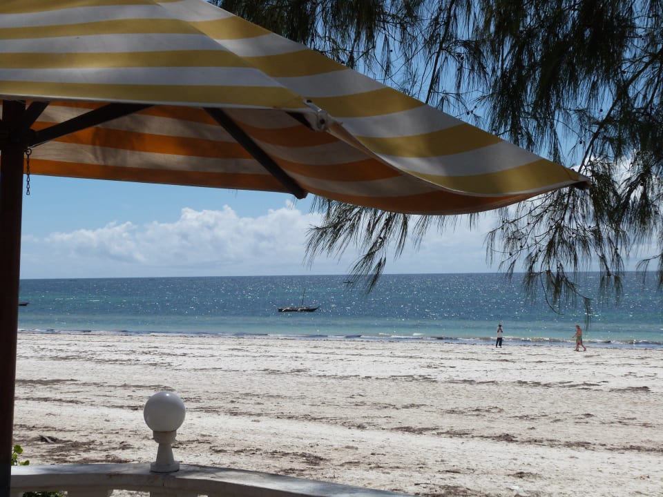 Strand bei Ebbe Hotel Papillon Lagoon Reef