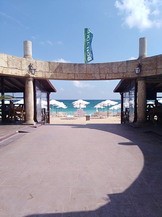 Strand HVD Viva Club Hotel