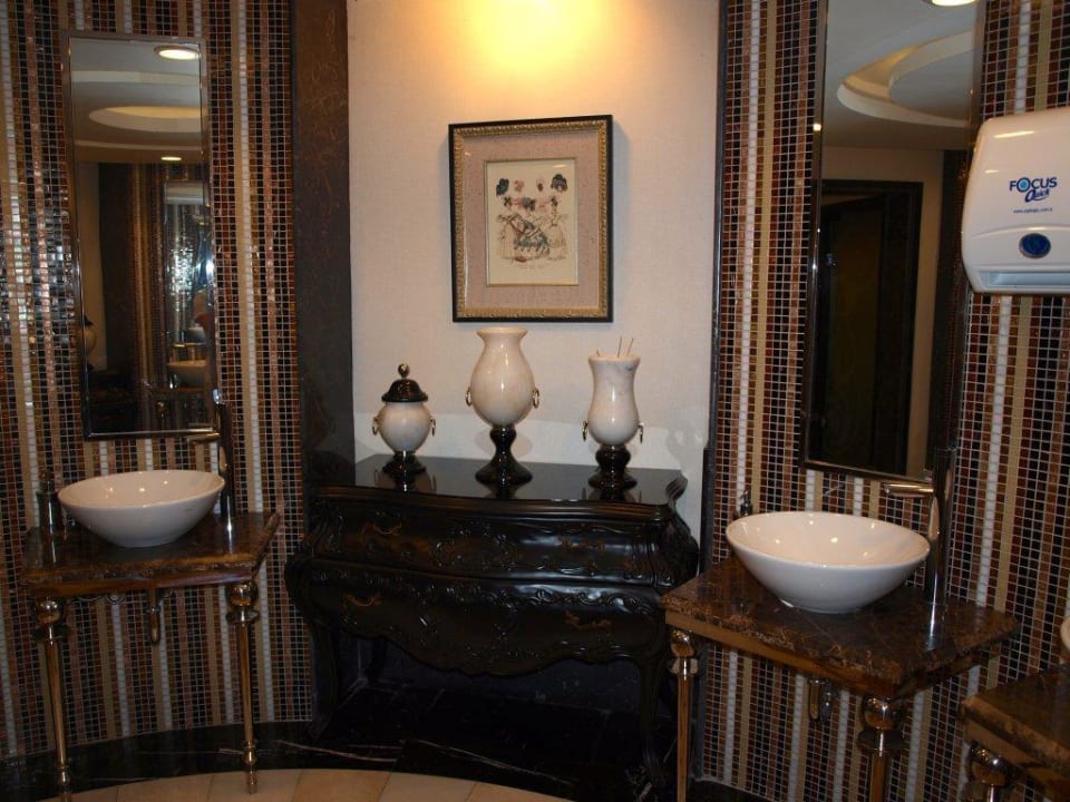 Toilette Hotel Delphin Imperial