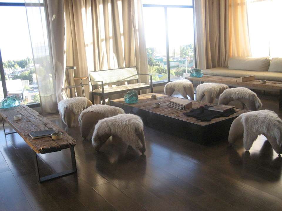 Origineller Eingangsbereich Hotel Esplendor Calafate
