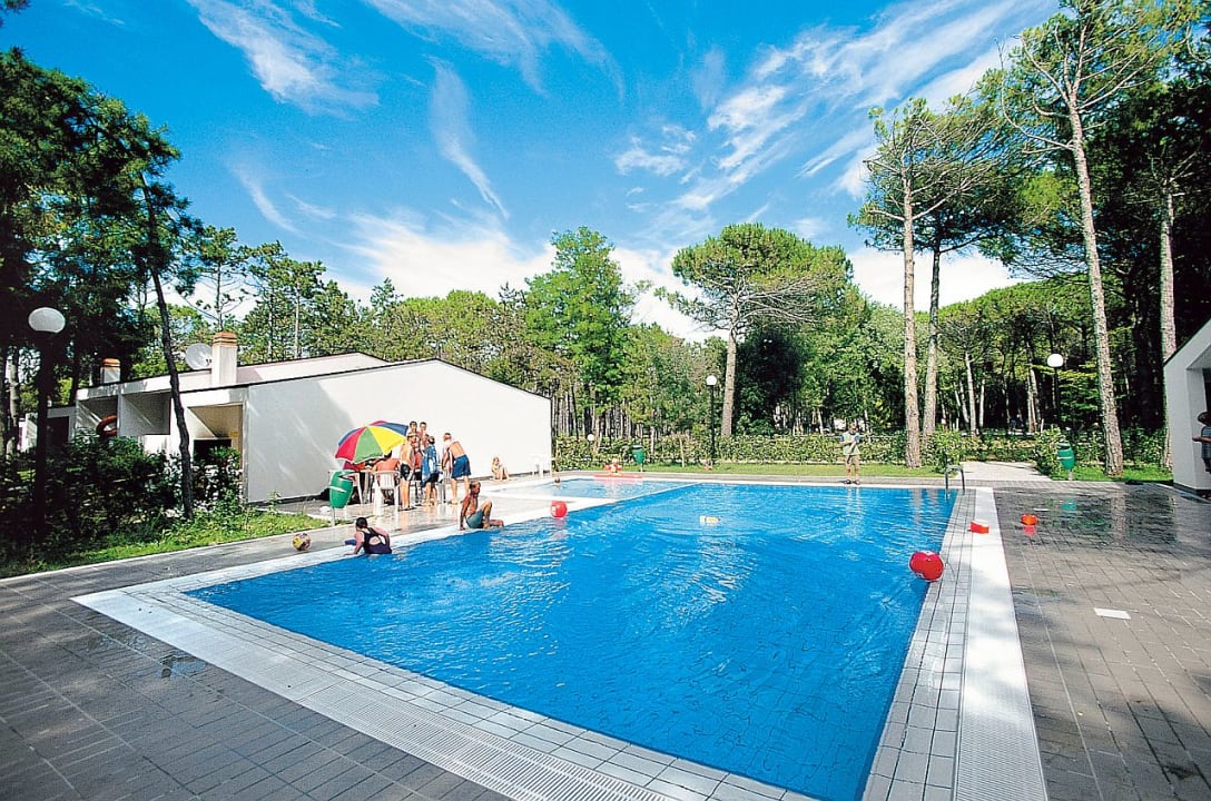 Pool Villaggio Paradiso