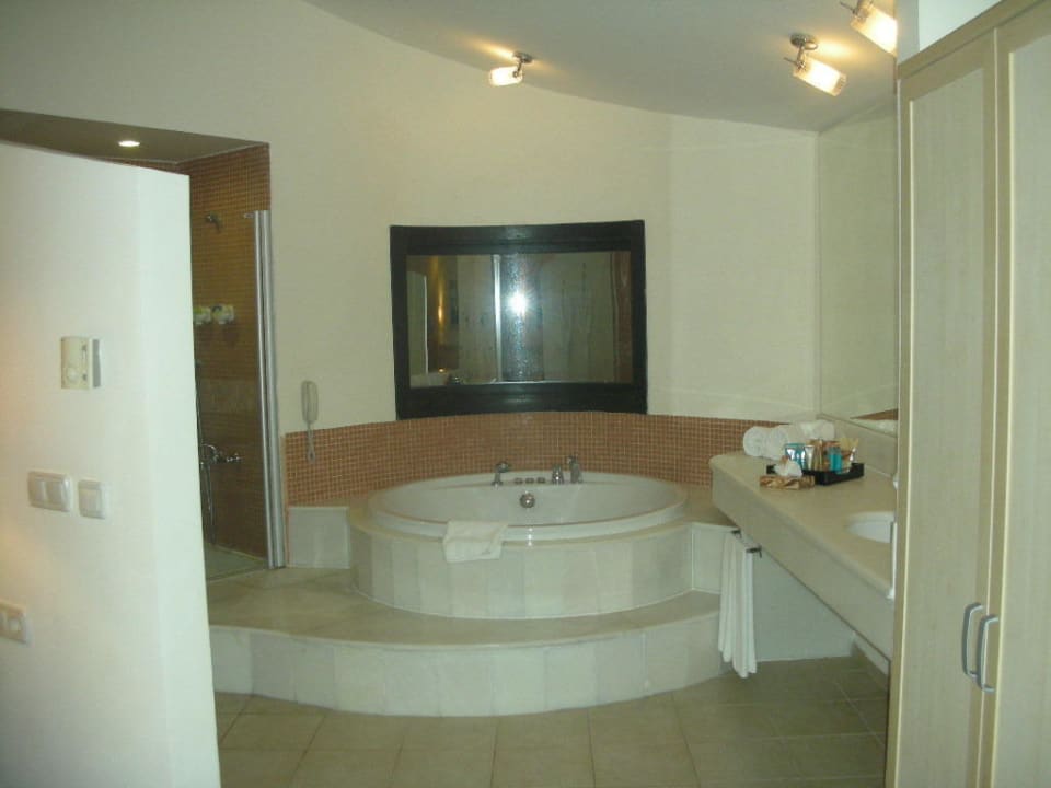 Jaccuzi w dupleksie  Starlight Resort Hotel