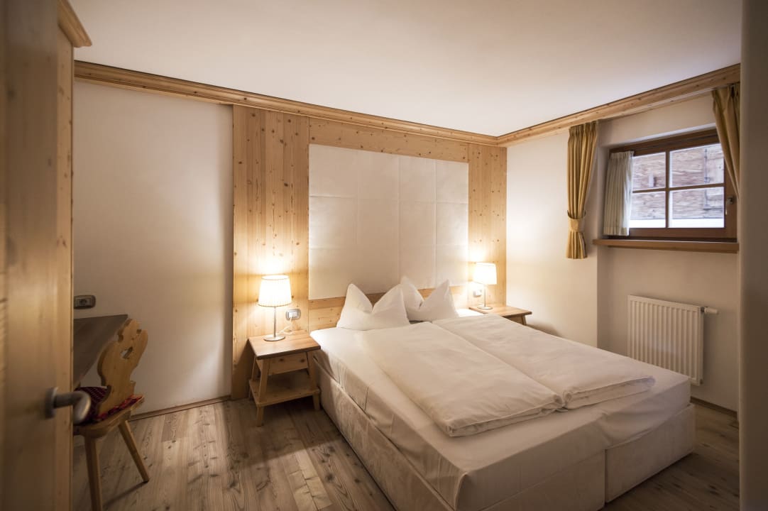 Zimmer Post Alpina - Family Mountain Chalets