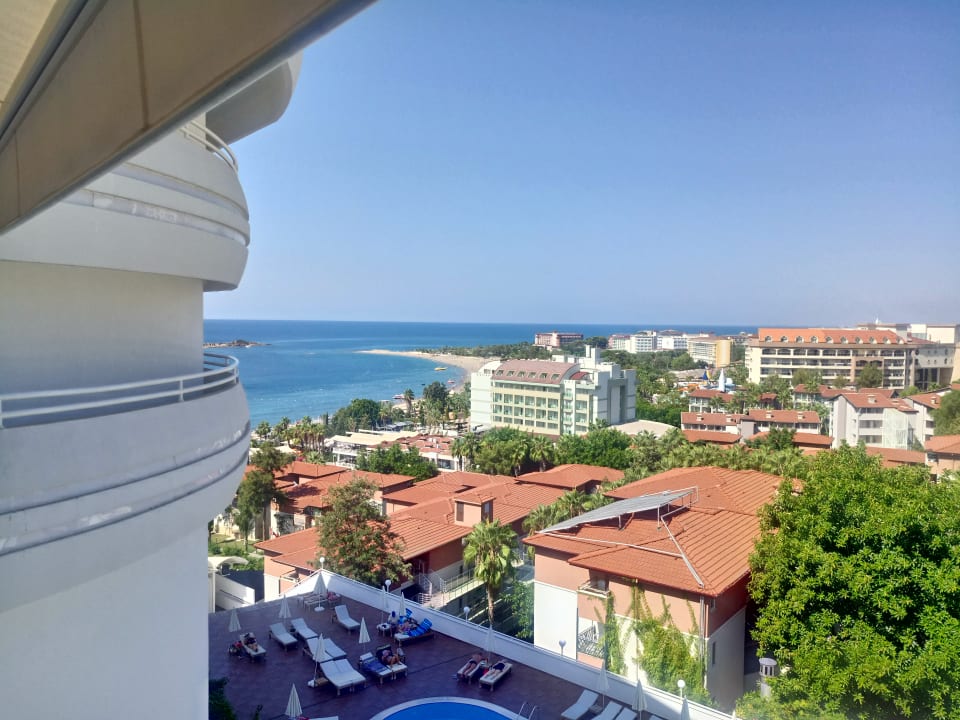 Ausblick Laguna Beach Alya Resort & Spa Hotel