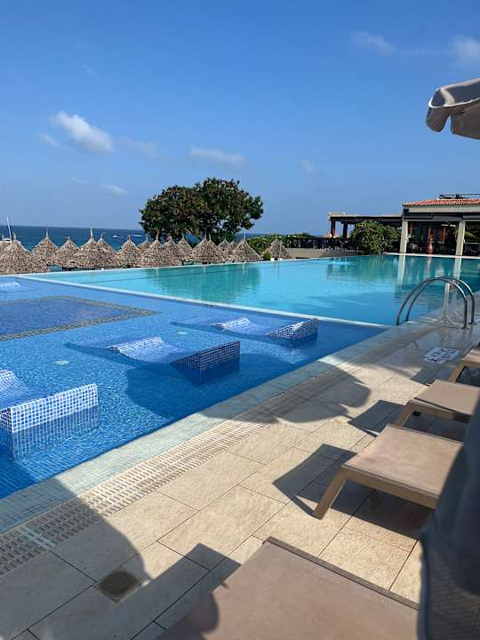 Pool Hotel Riu Palace Zanzibar