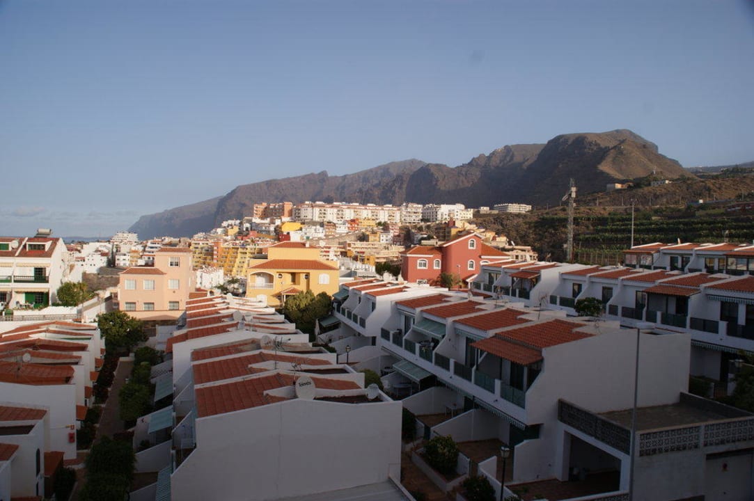 Widok na klify Los Gigantes Landmar Playa La Arena