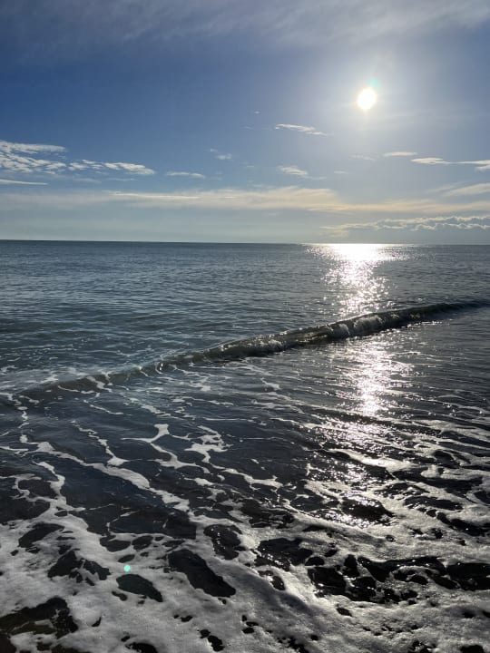 Strand Royal Wings Hotel