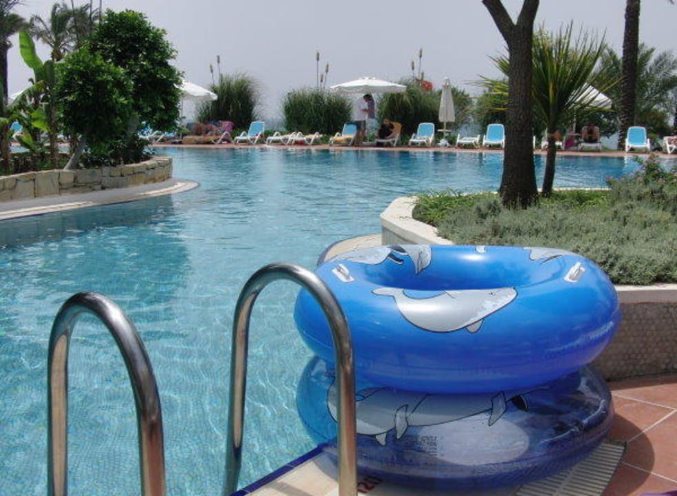 Ruhige Bucht am großen Pool PALOMA Perissia