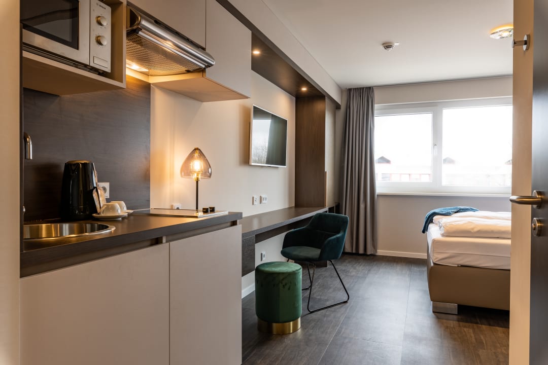 Zimmer MASEVEN München Messe Dornach